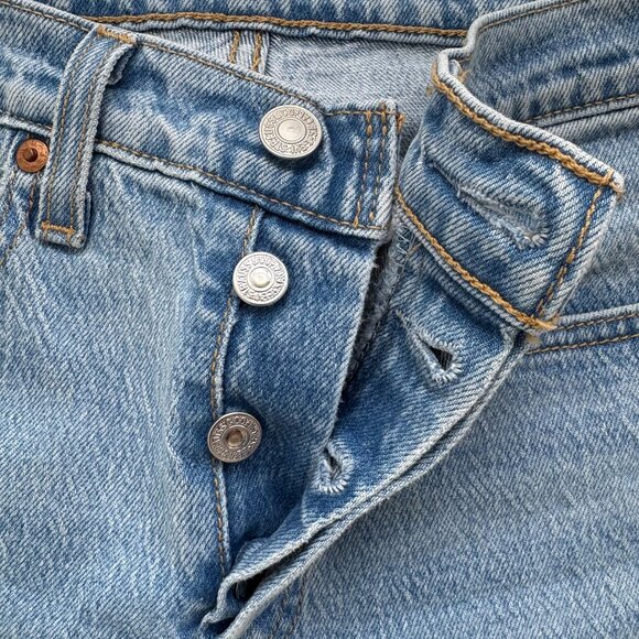 Levi's Wedgie Jean - Picture 2 of 4